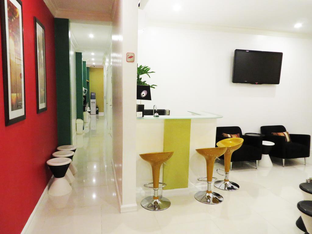 Vip Suite Hotel Makati City Extérieur photo