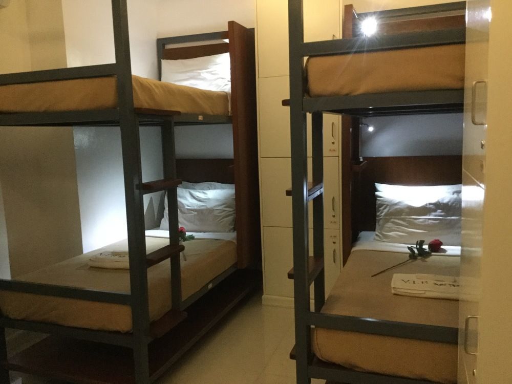 Vip Suite Hotel Makati City Extérieur photo